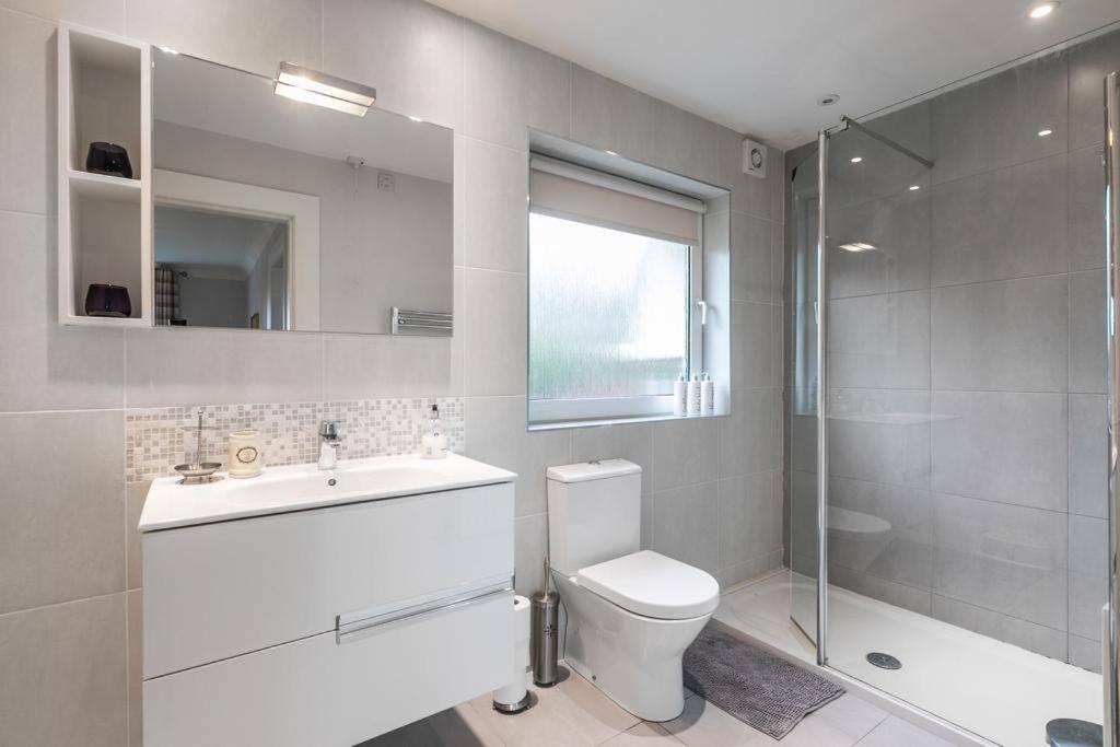 Skippingstone Beach Loft With Amazing Sea Views Bangor  Exterior foto