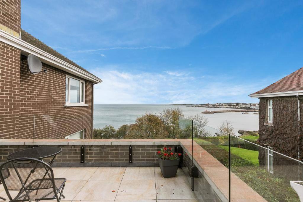 Skippingstone Beach Loft With Amazing Sea Views Bangor  Exterior foto